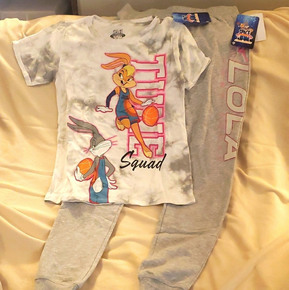 Space jam Lola Bunny outfit sweat pants and t-shirt